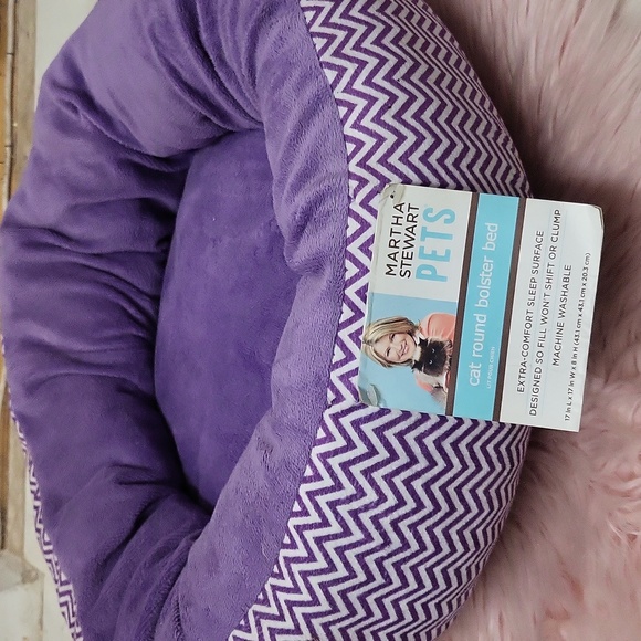 Martha Stewart Other - Brand New MARTHA STUART CAT ROUND BOLSTER BED